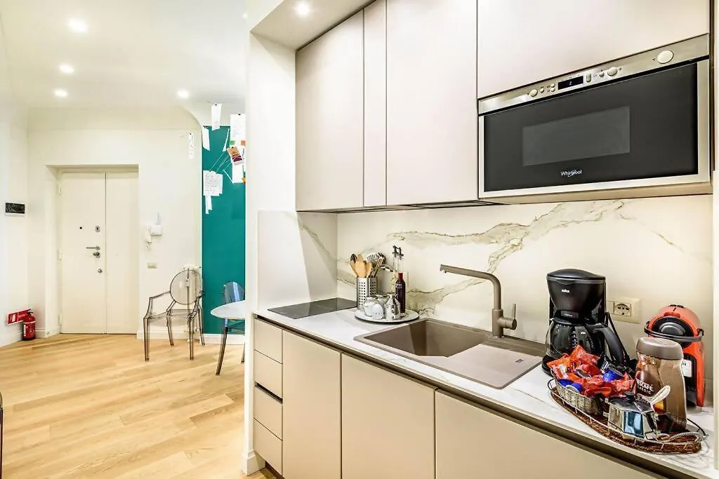 Riboty 10 Suites Rome Apartment