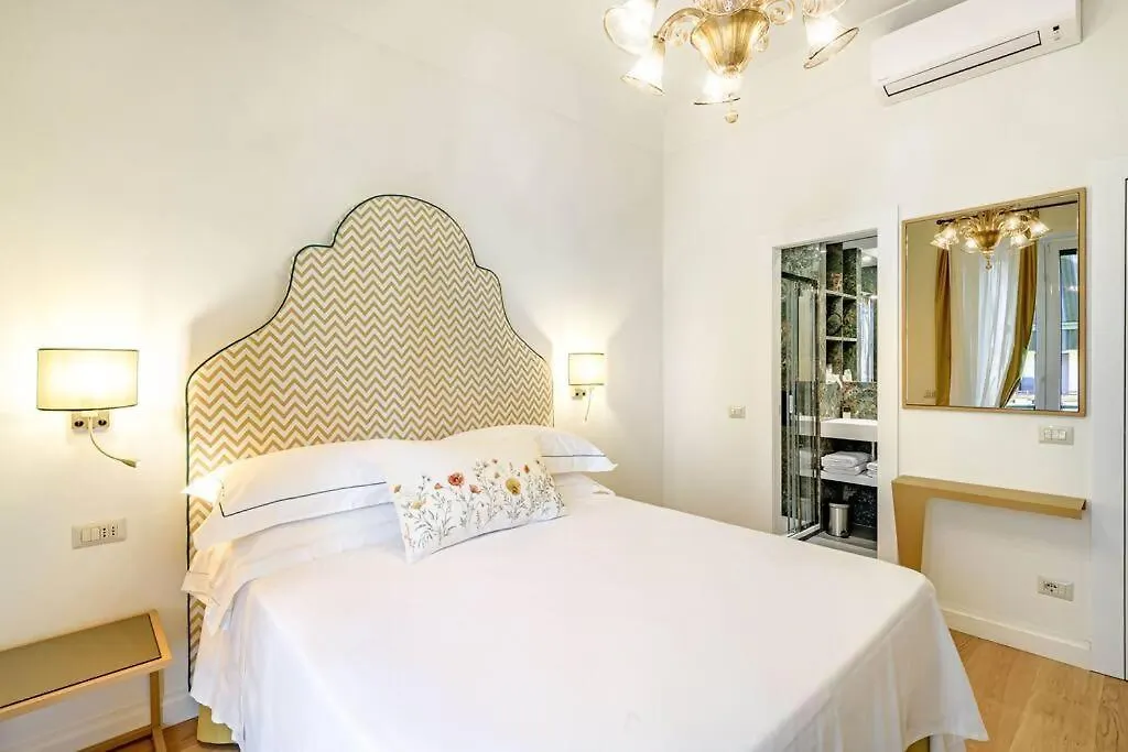 Apartment Riboty 10 Suites Rome Italy